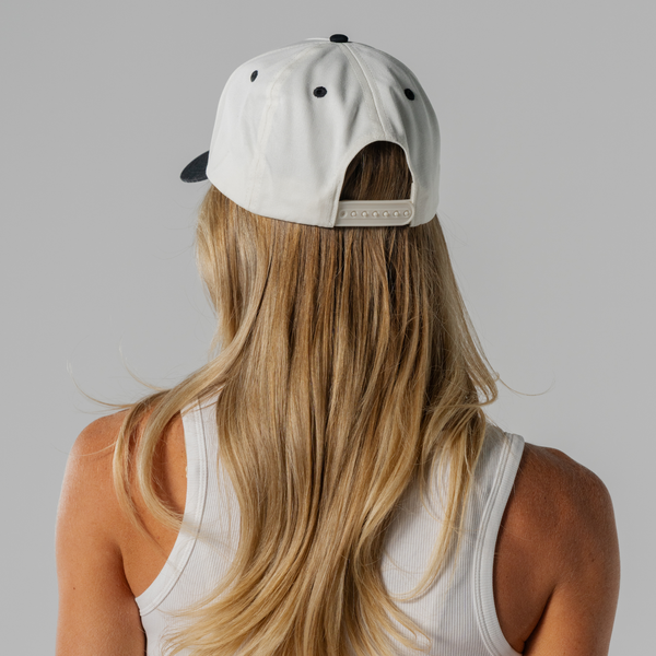 The HydroJug Hat M6
